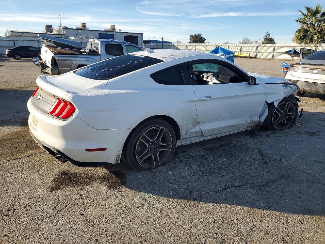 2022 FORD MUSTANG
