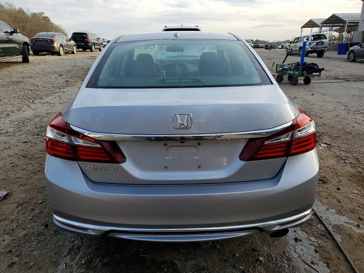 2017 HONDA ACCORD