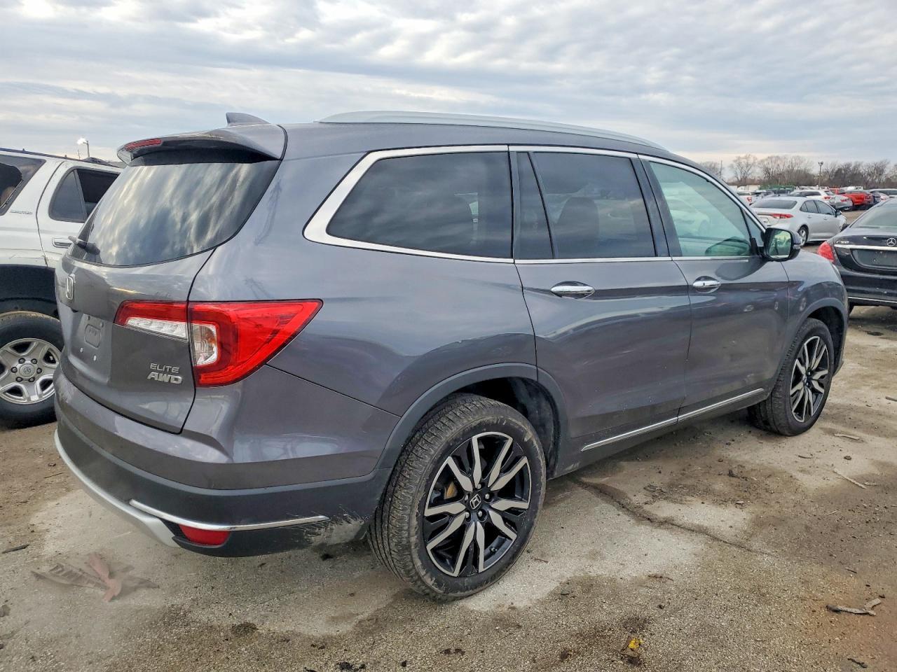 2019 HONDA PILOT