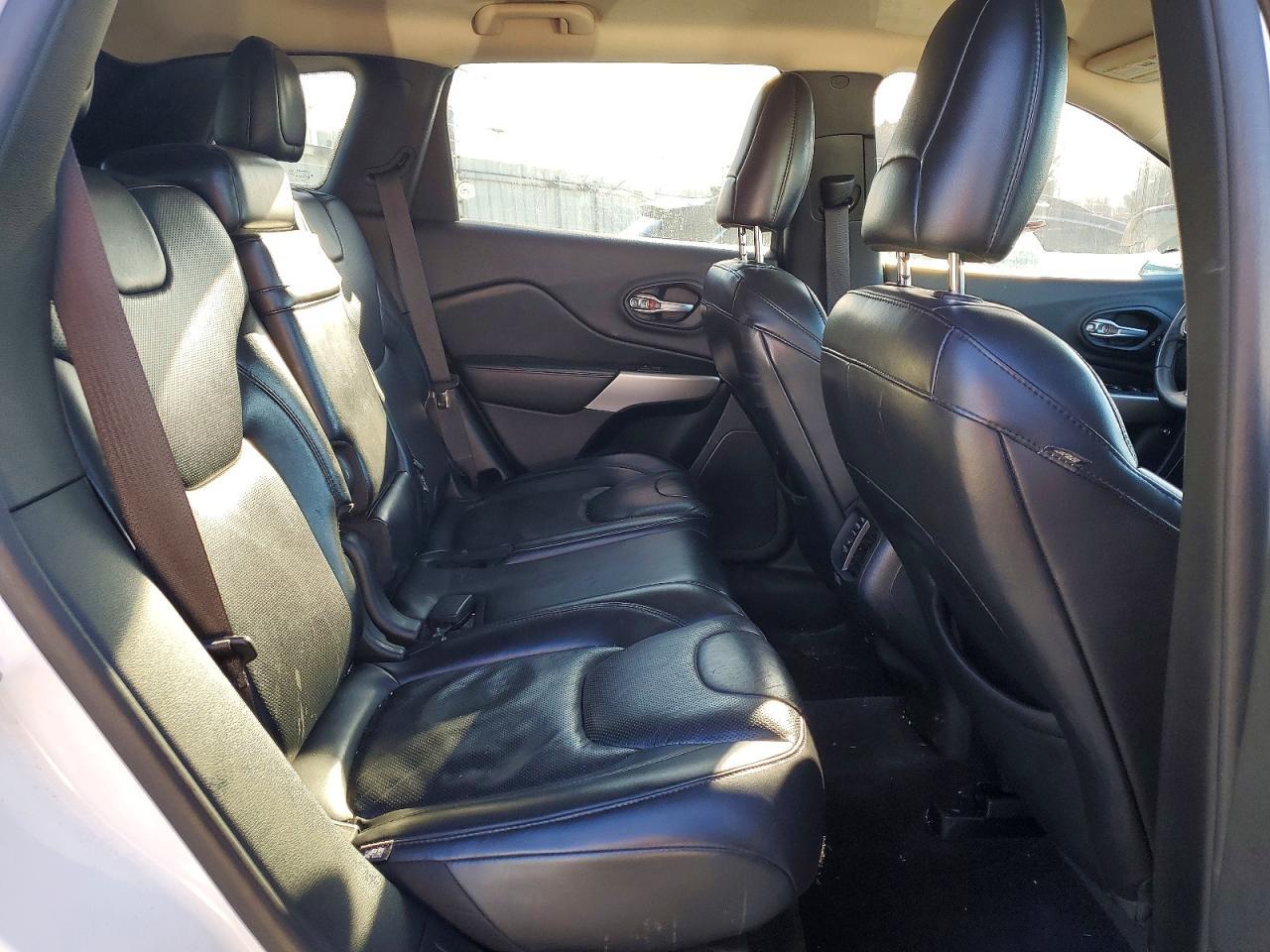 2016 JEEP CHEROKEE