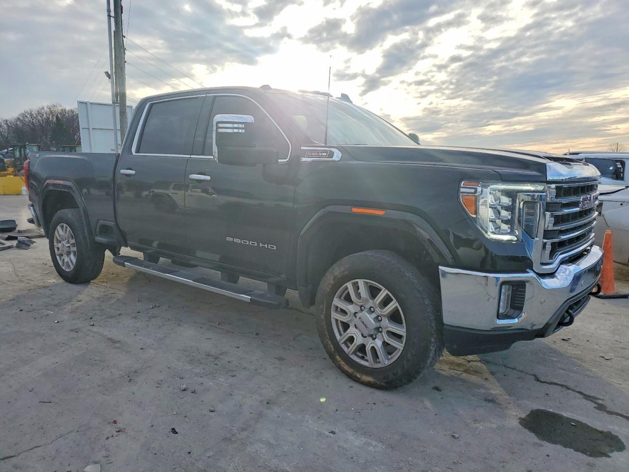 2023 GMC Sierra