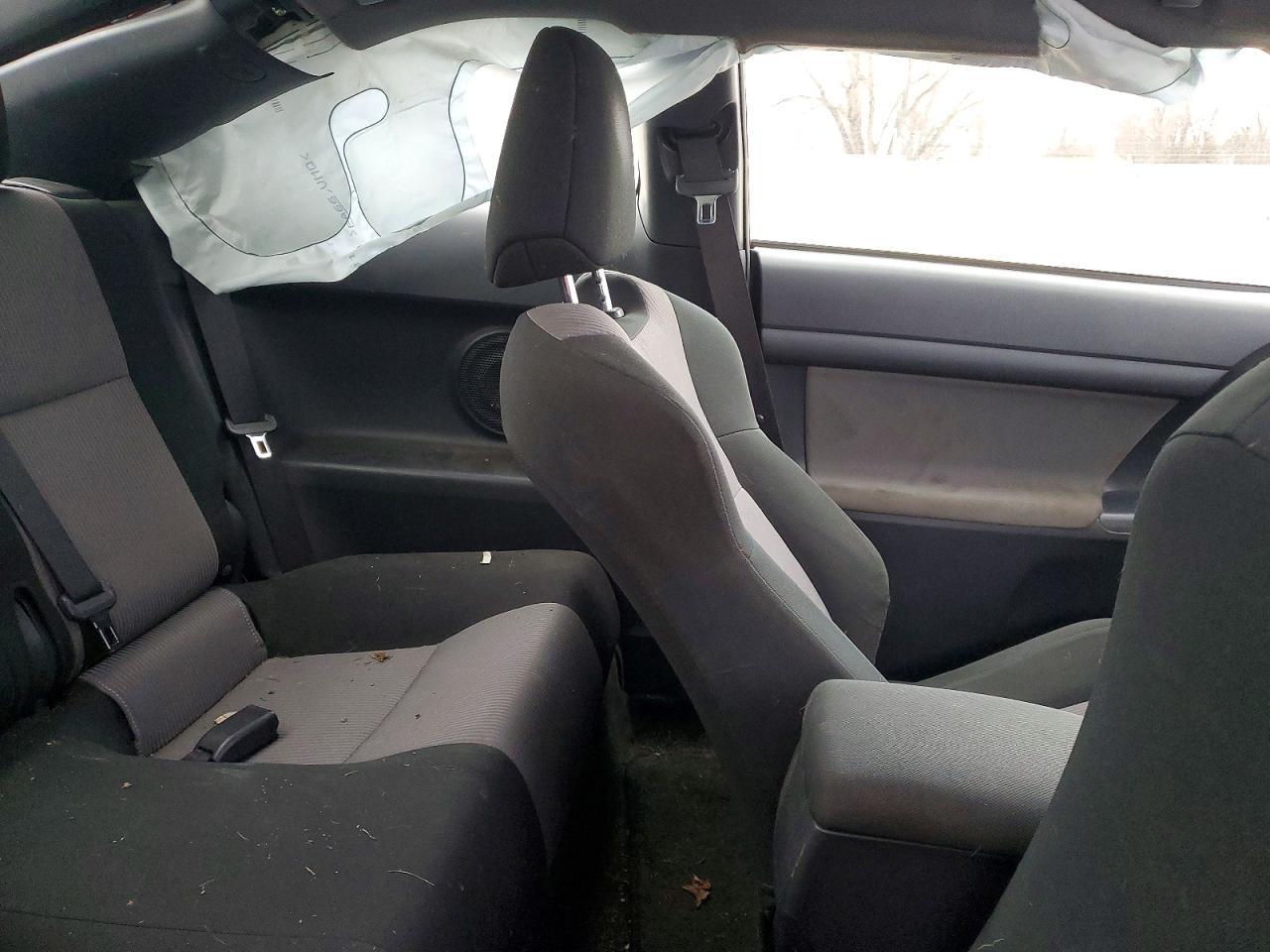 2015 TOYOTA SCION