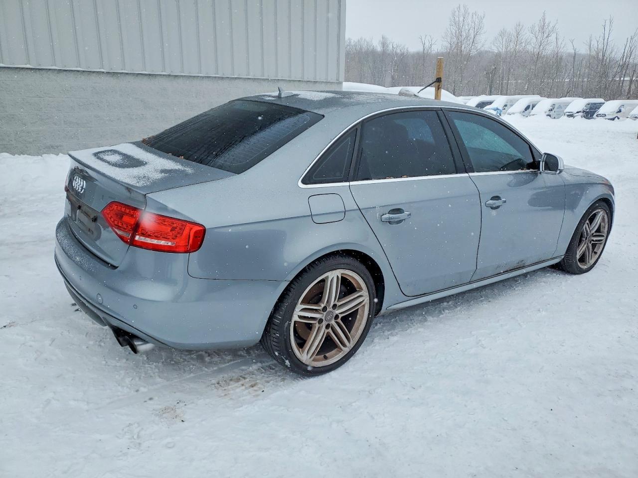 2010 AUDI S4