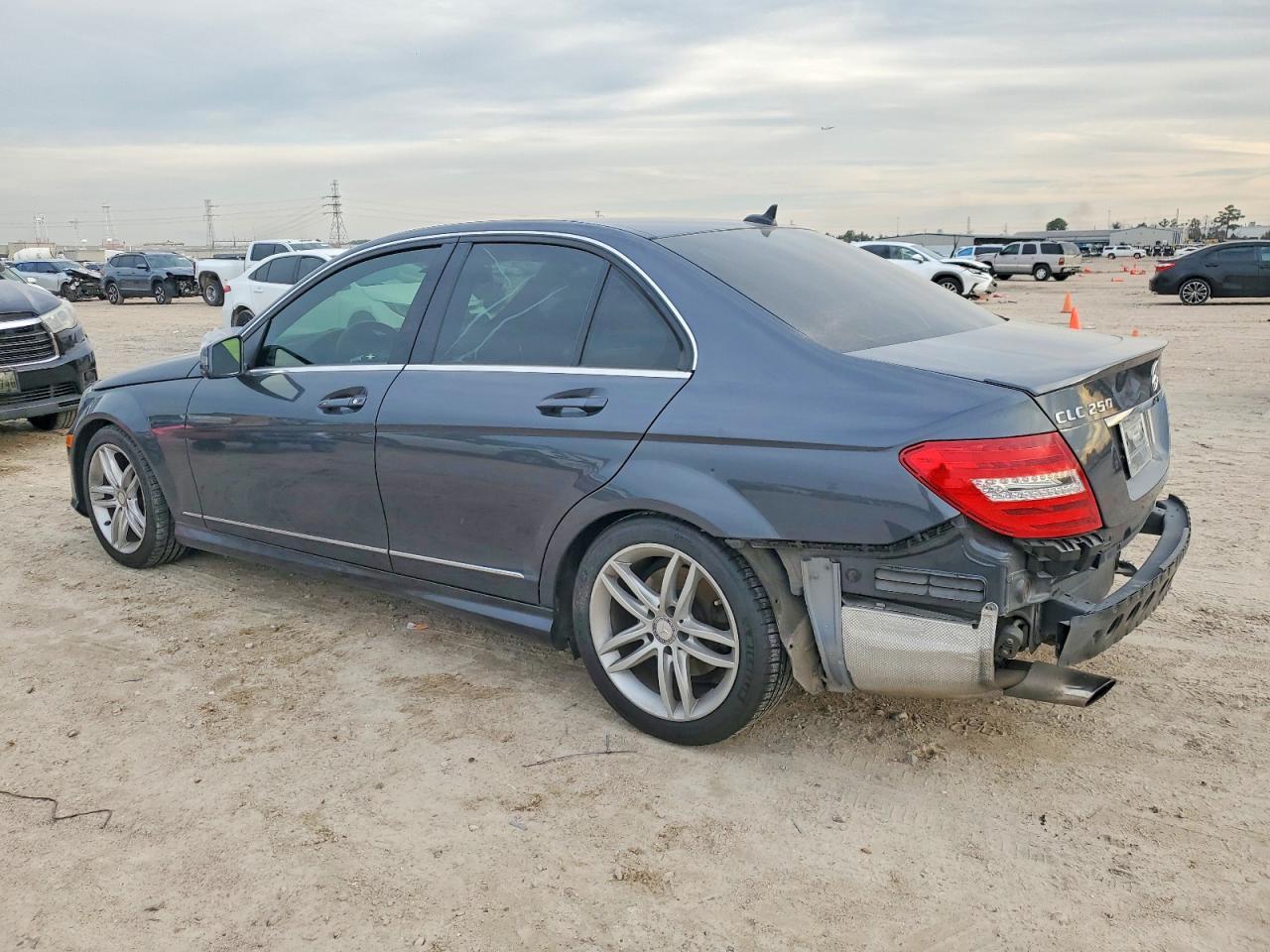 2014 MERCEDES-BENZ C-CLASS