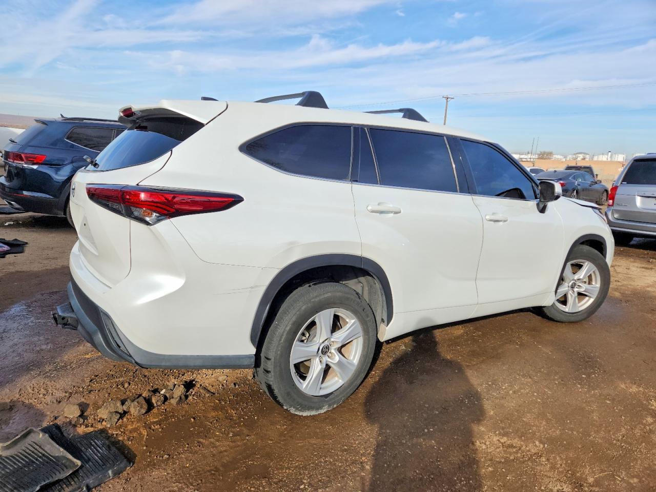 2022 TOYOTA HIGHLANDER