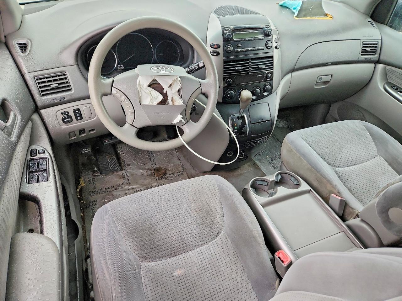 2006 TOYOTA SIENNA