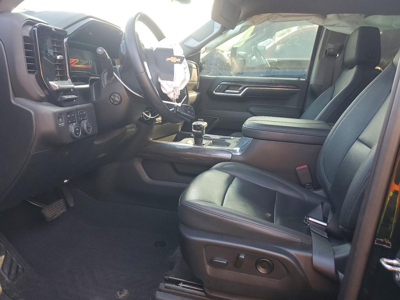 2023 CHEVROLET Silverado