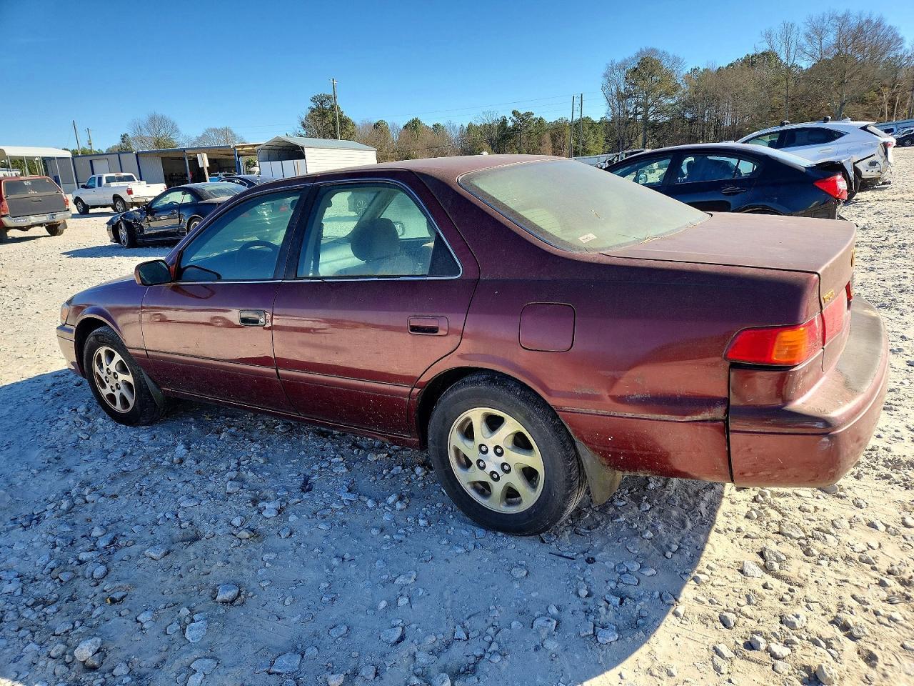 2001 TOYOTA CAMRY