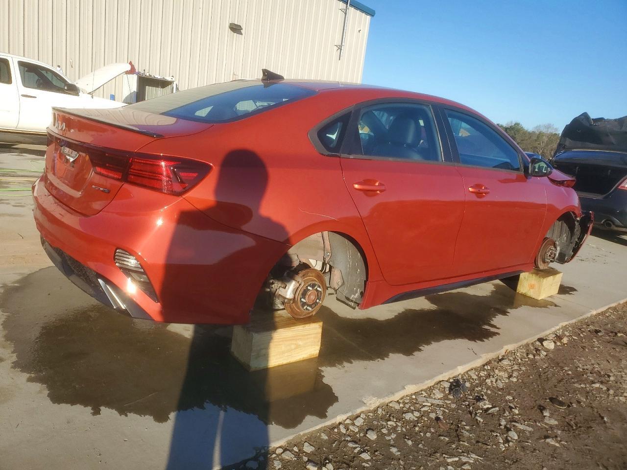 2023 KIA FORTE