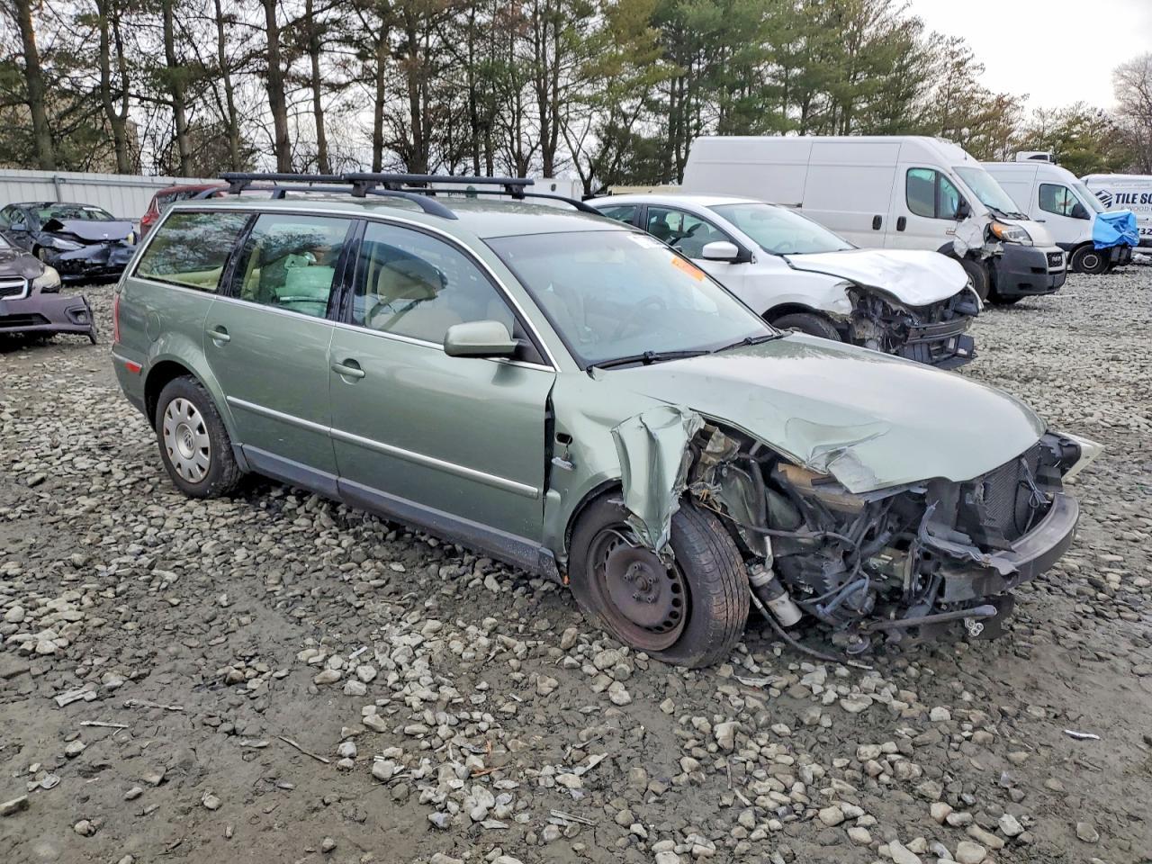 2003 VOLKSWAGEN Passat