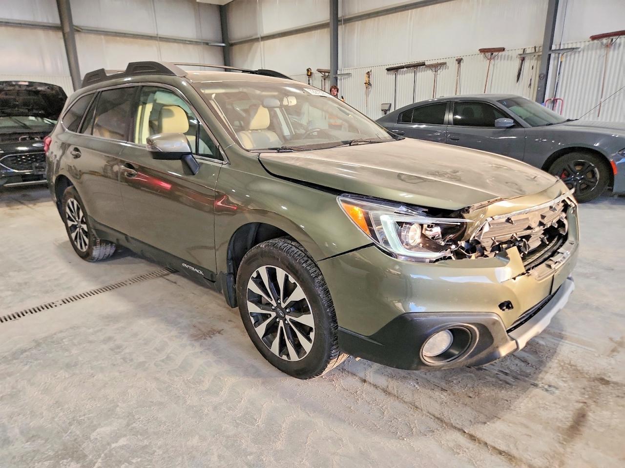2017 SUBARU Outback