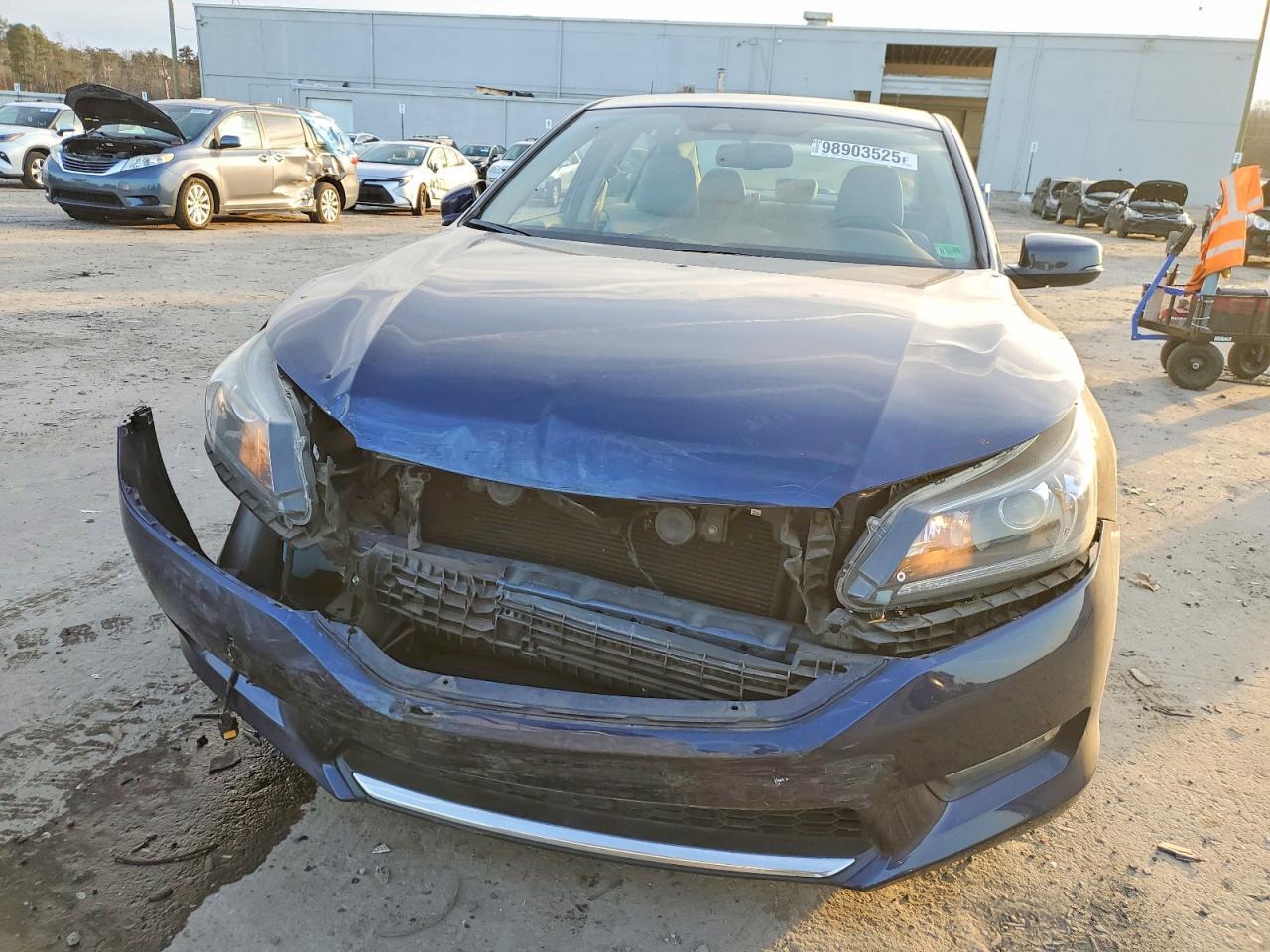 2015 HONDA ACCORD