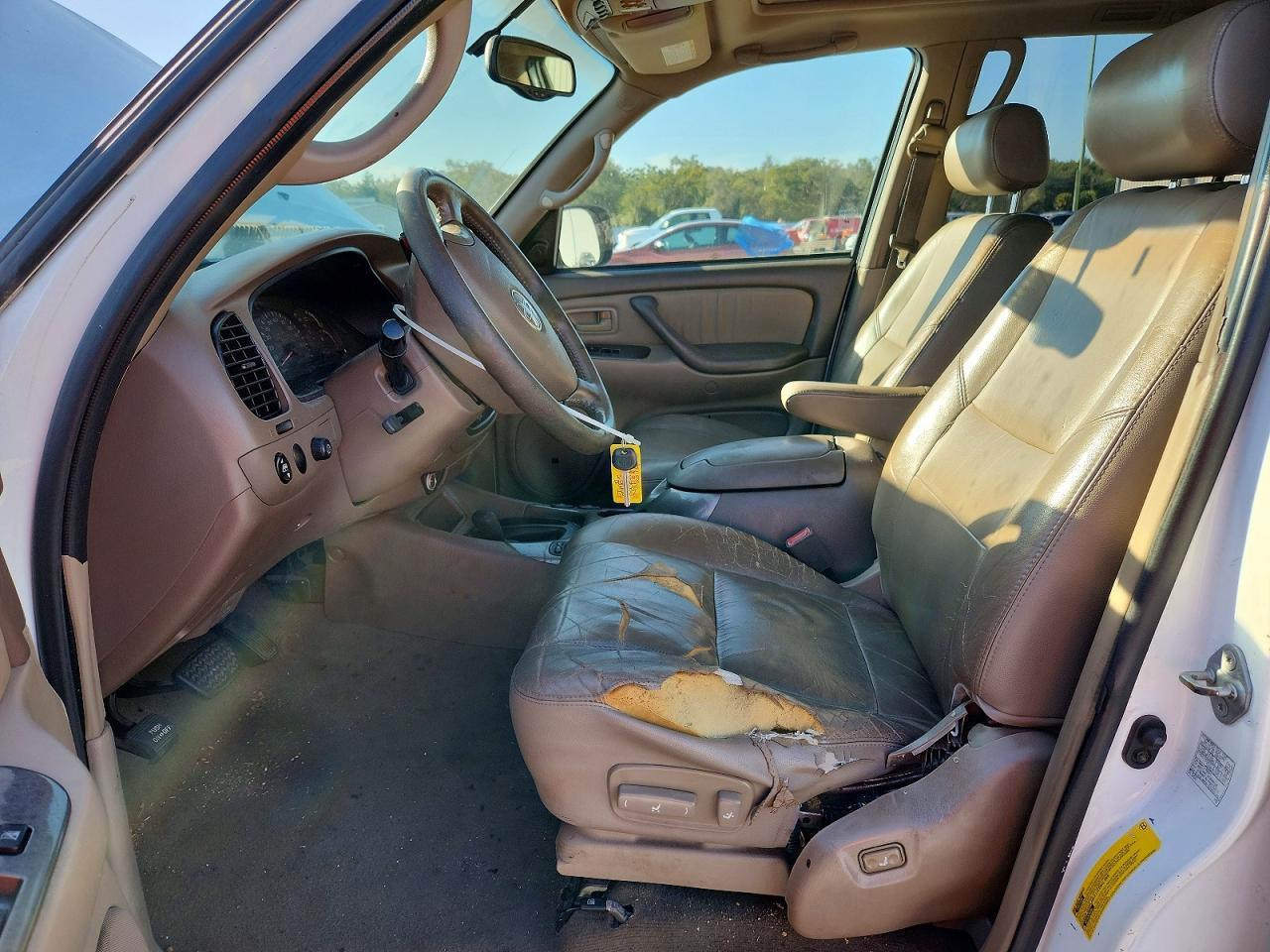 2003 TOYOTA Sequoia