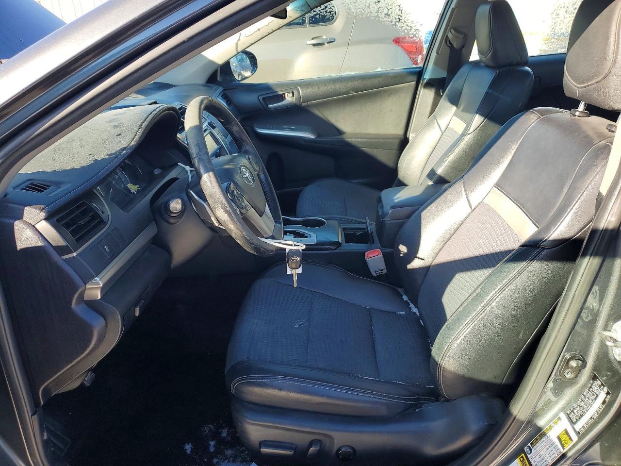 2014 TOYOTA CAMRY