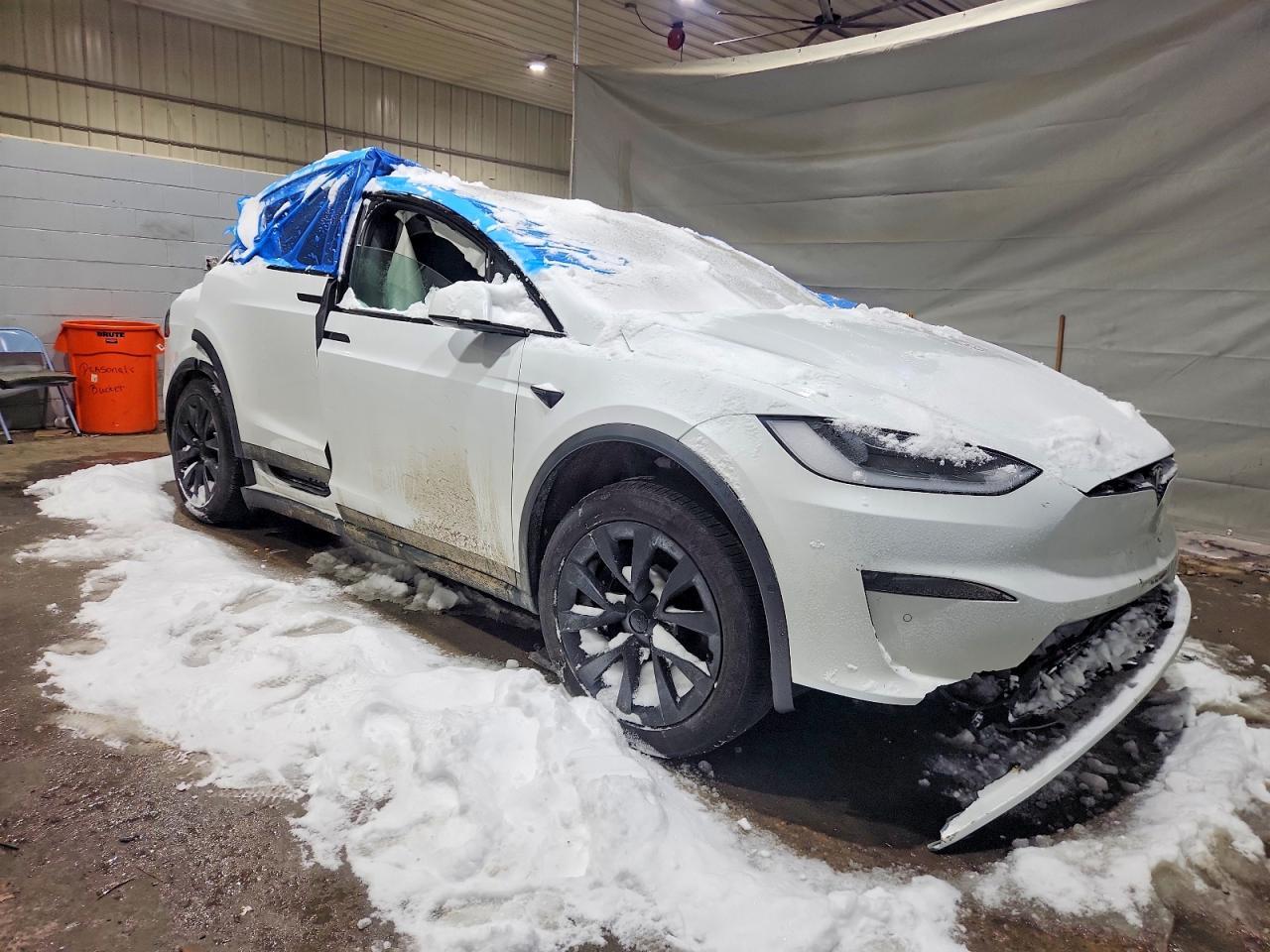 2022 TESLA MODEL X