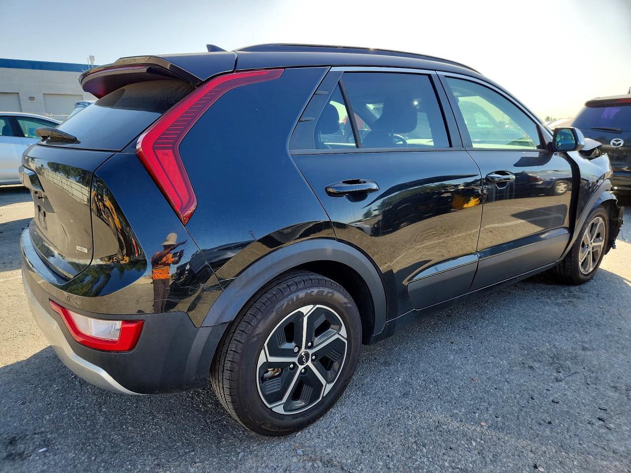 2023 KIA Niro