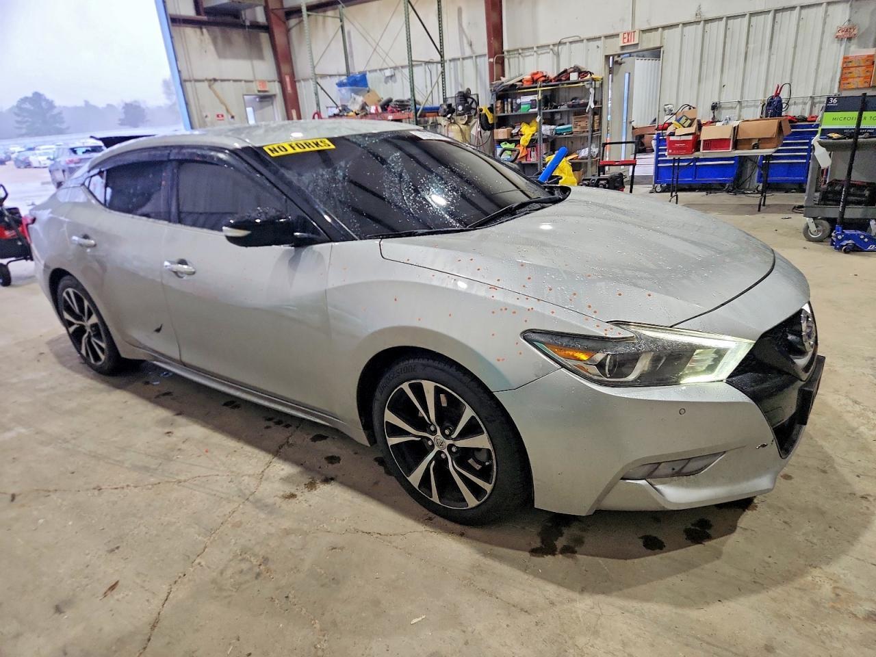 2018 NISSAN Maxima