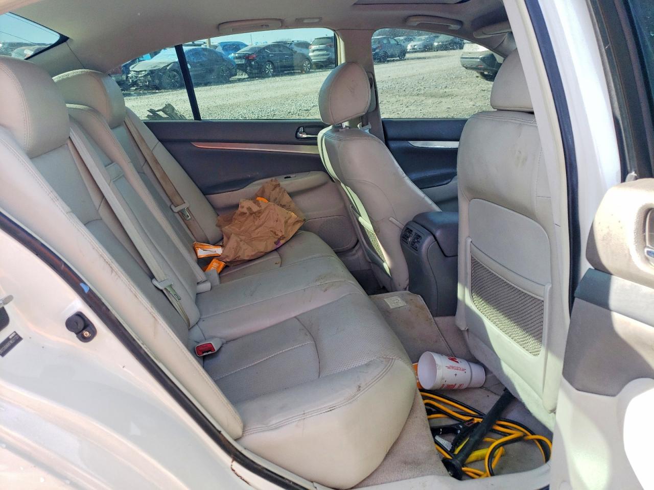 2015 INFINITI Q40
