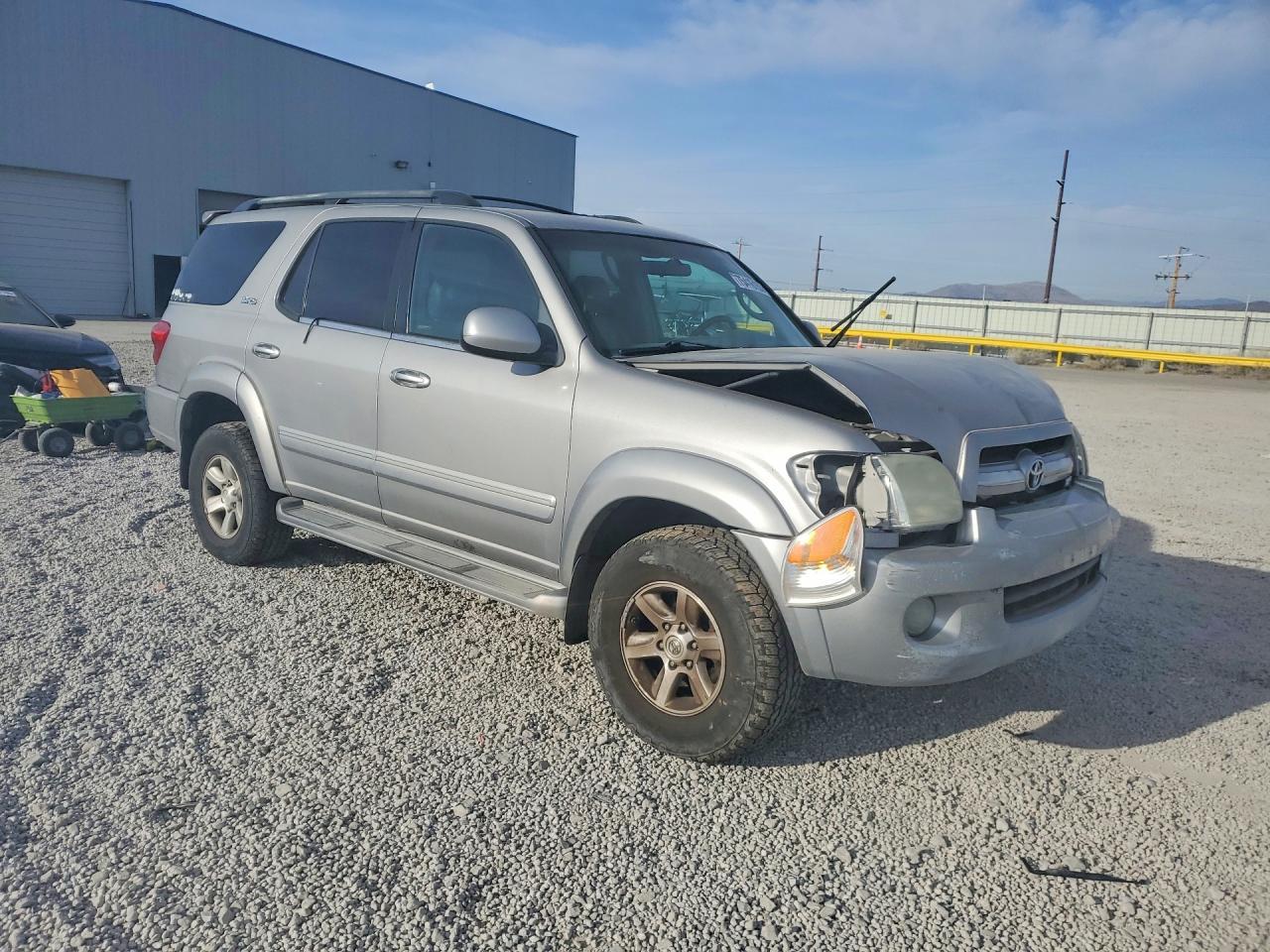 2005 TOYOTA Sequoia