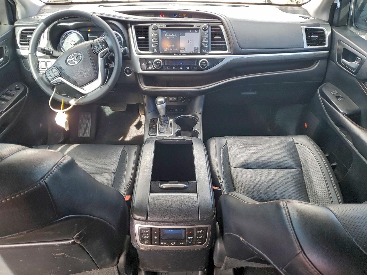 2017 TOYOTA HIGHLANDER