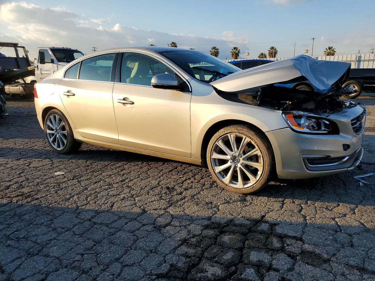 2018 VOLVO S60