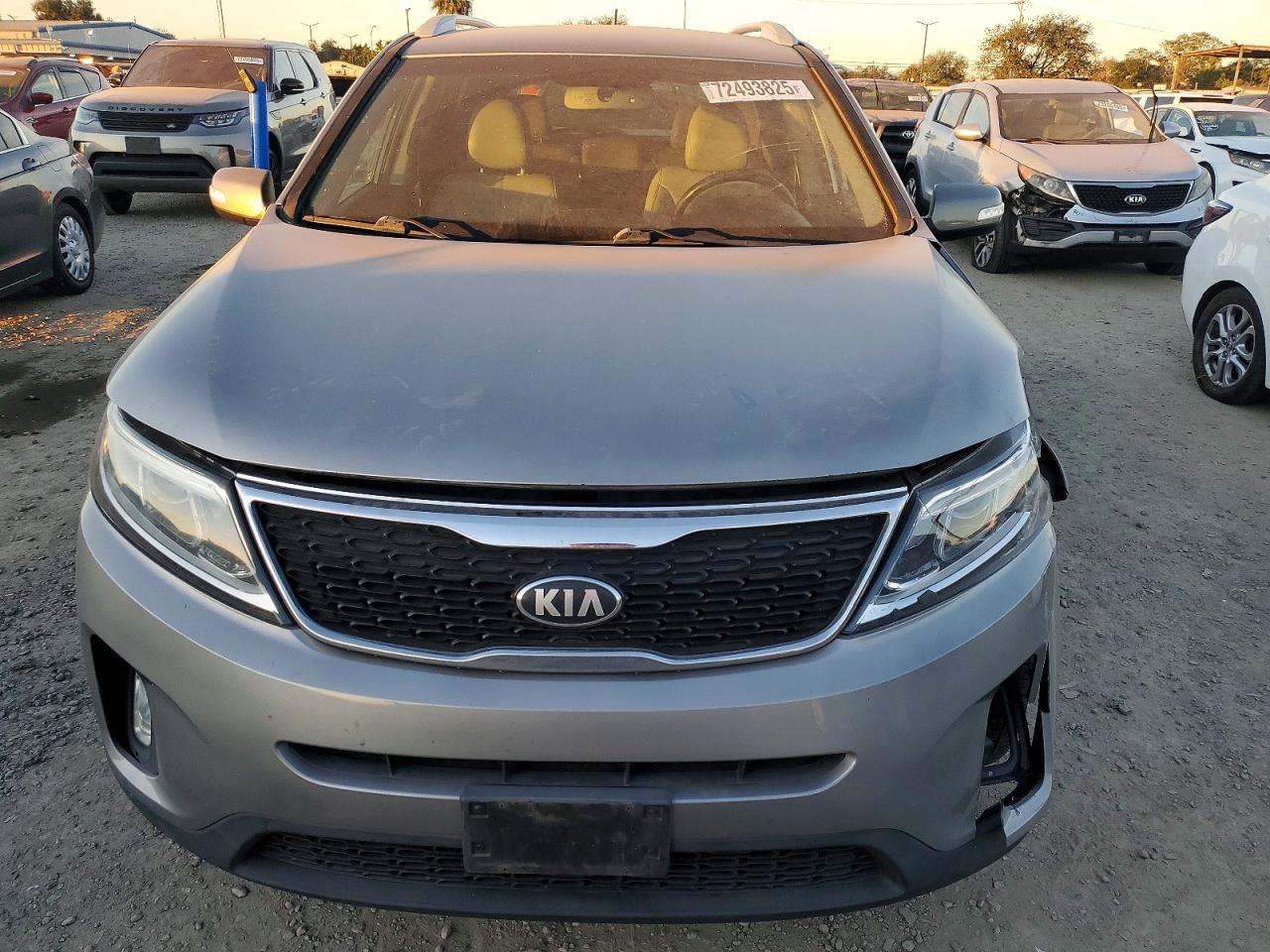 2014 KIA SORENTO