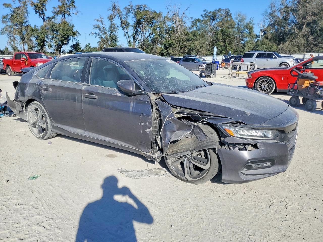 2019 HONDA ACCORD