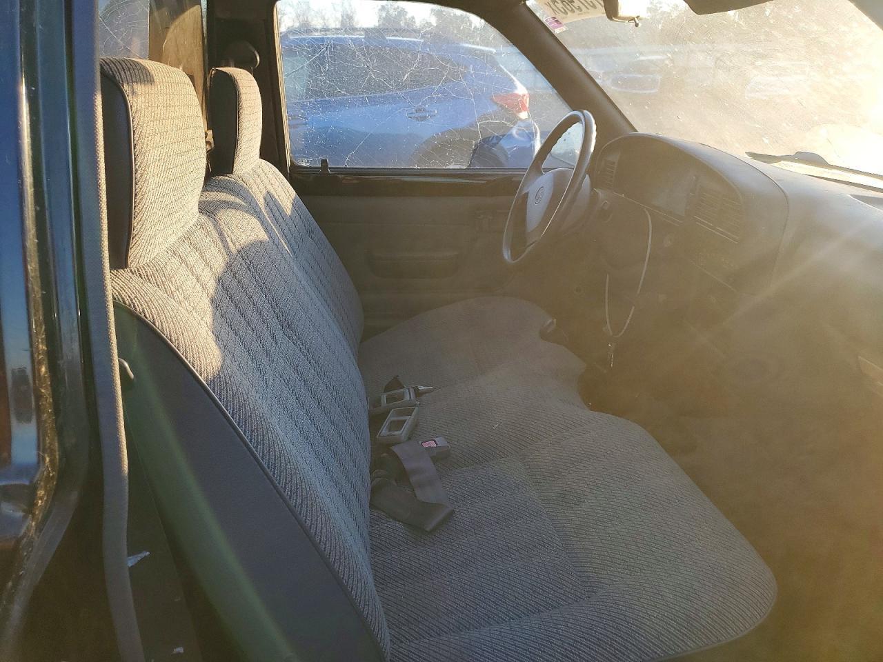 1994 TOYOTA Pickup