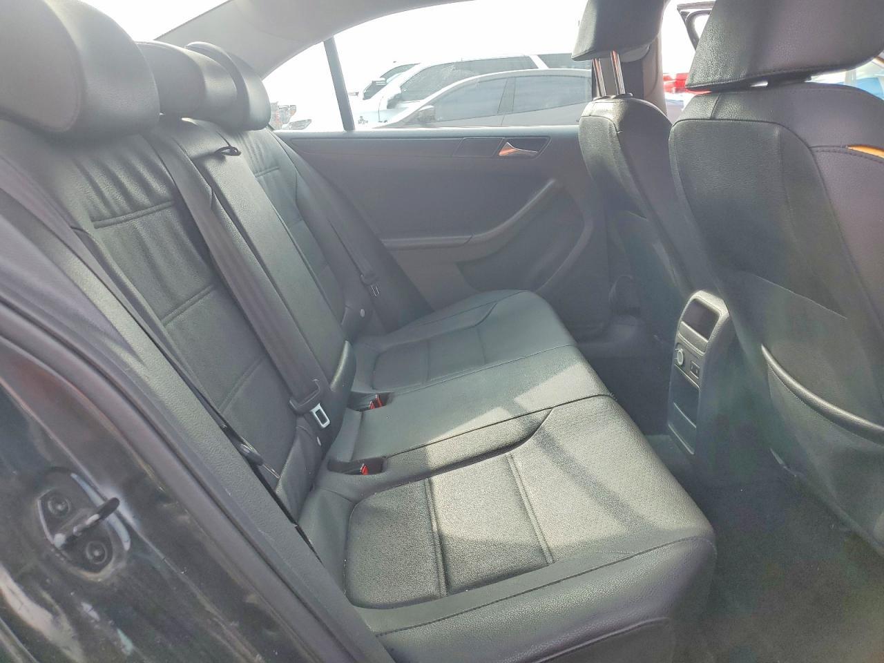 2012 VOLKSWAGEN JETTA