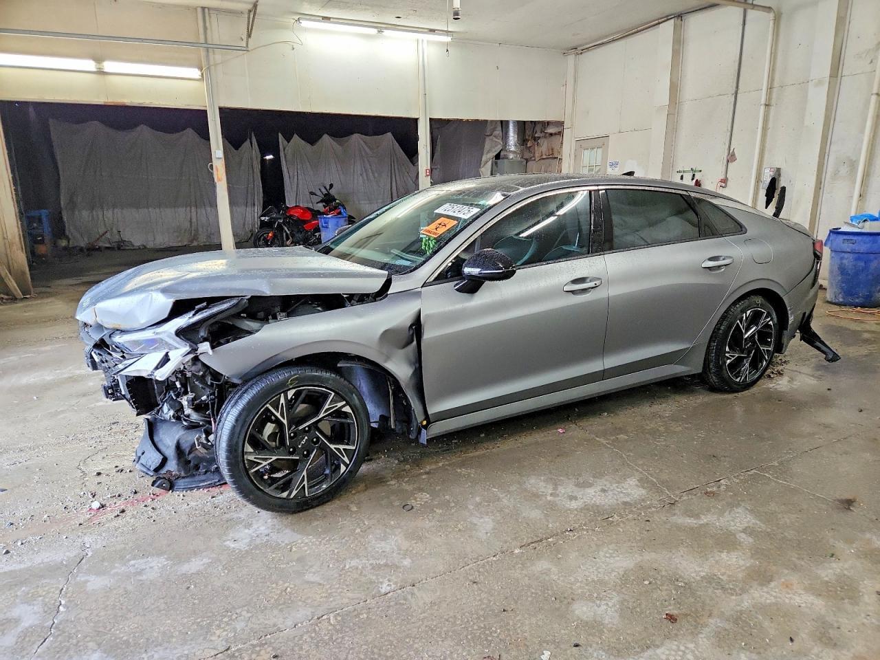 2025 KIA K5
