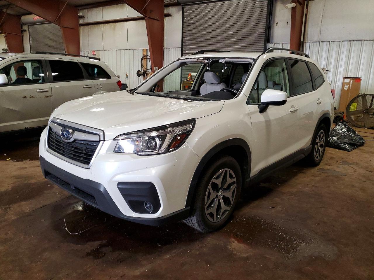 2020 SUBARU FORESTER