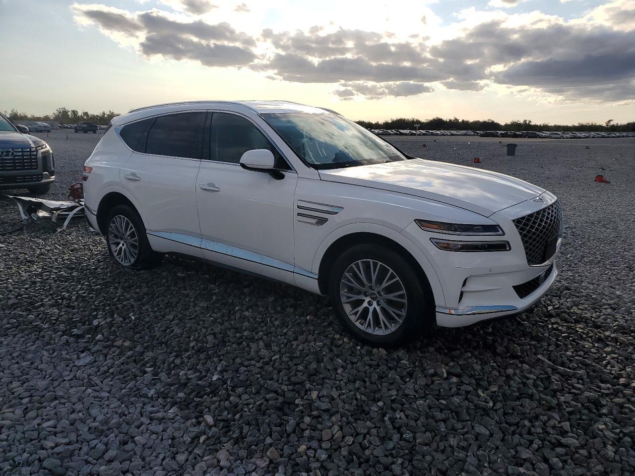 2024 GENESIS GV80