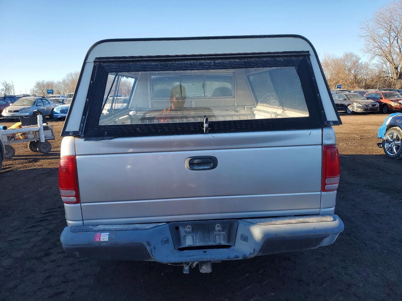 2004 DODGE Dakota