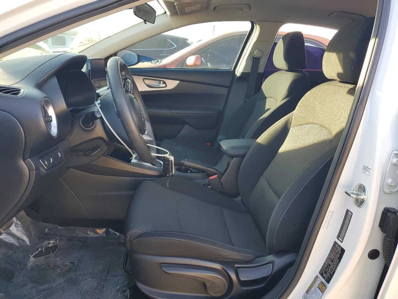 2023 KIA FORTE