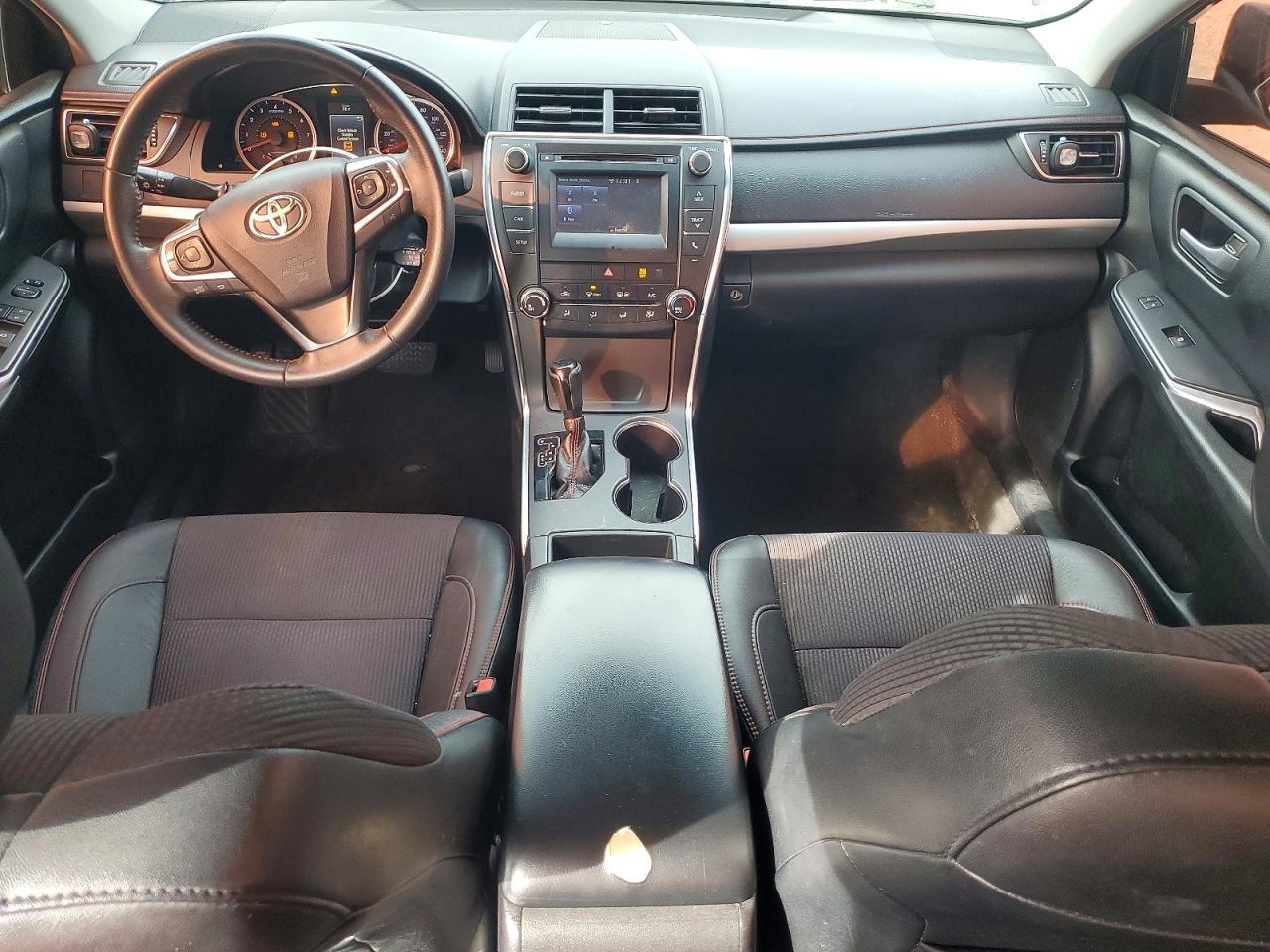 2017 TOYOTA CAMRY