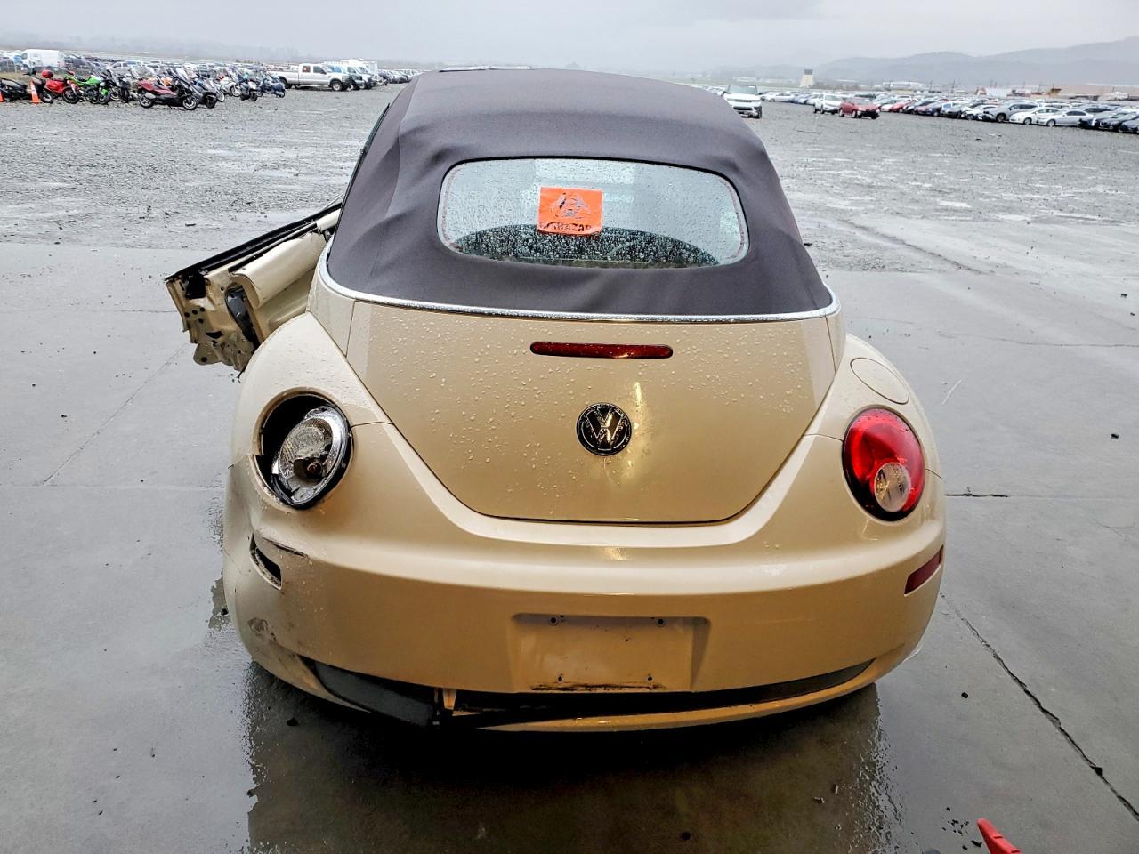 2008 VOLKSWAGEN Beetle