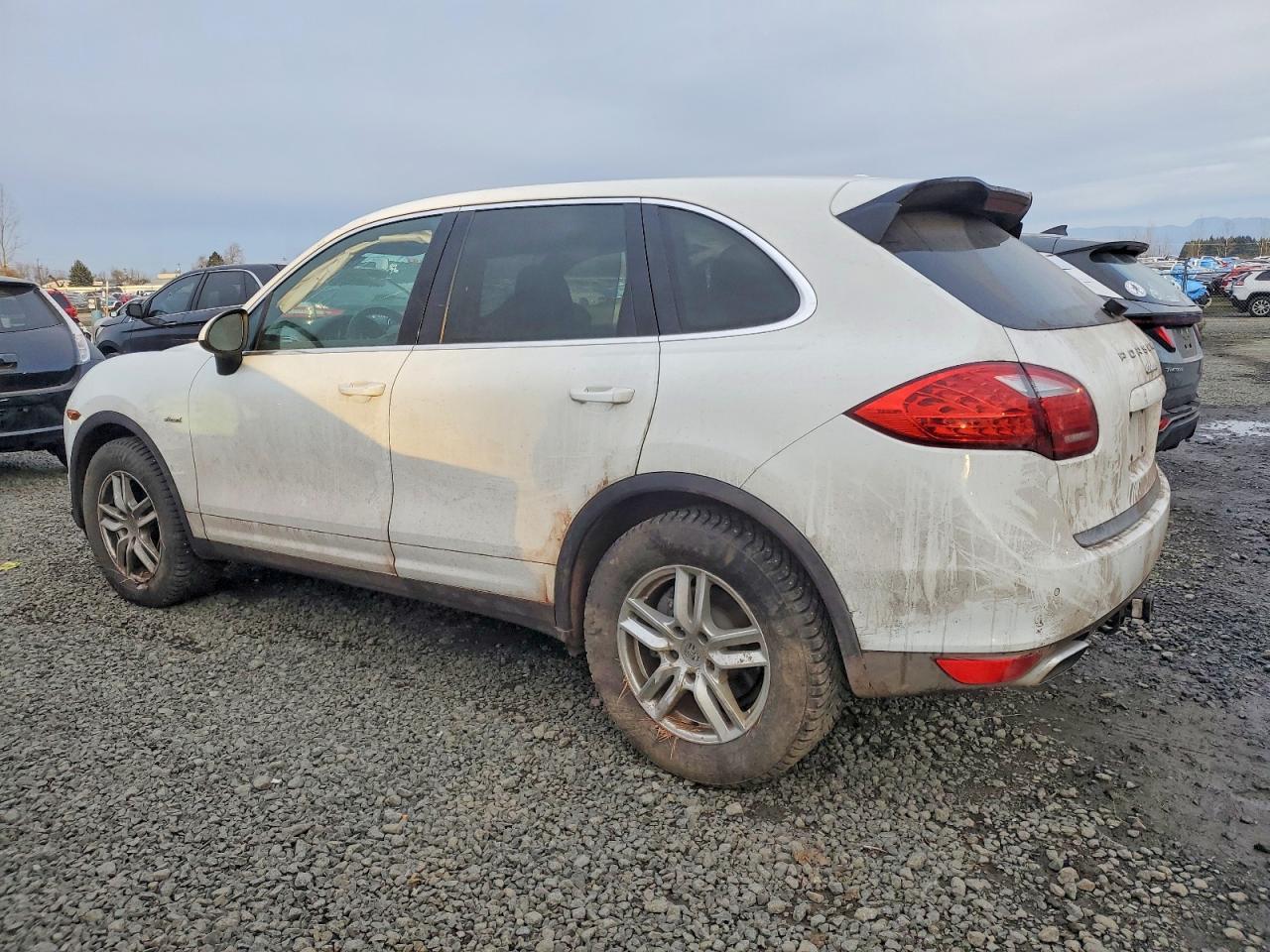 2013 PORSCHE CAYENNE