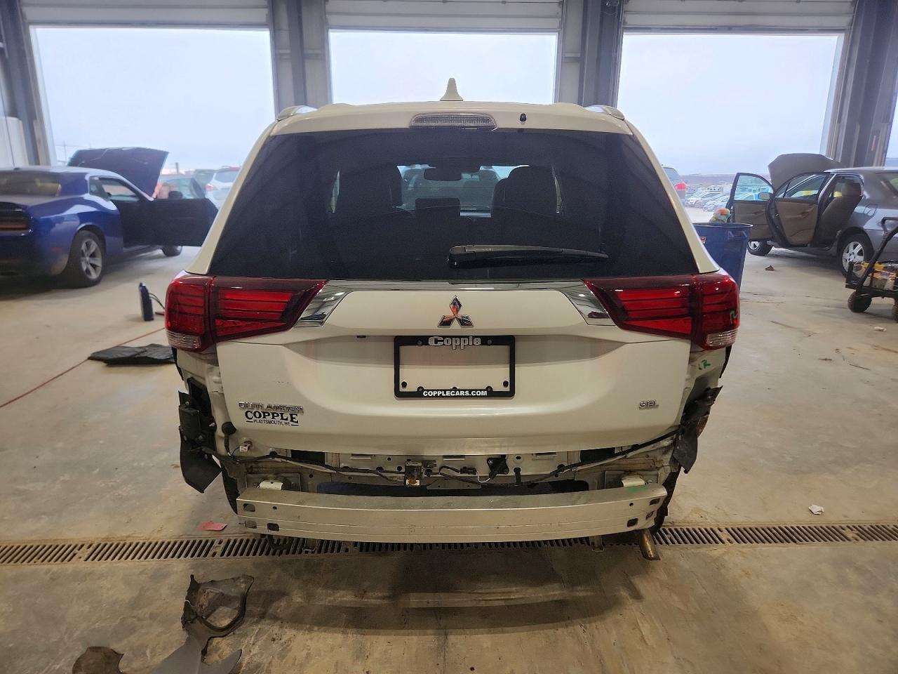 2020 MITSUBISHI outlander