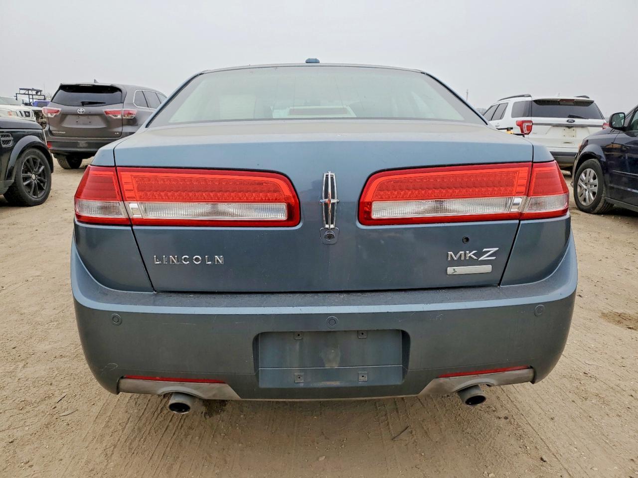 2011 LINCOLN MKZ