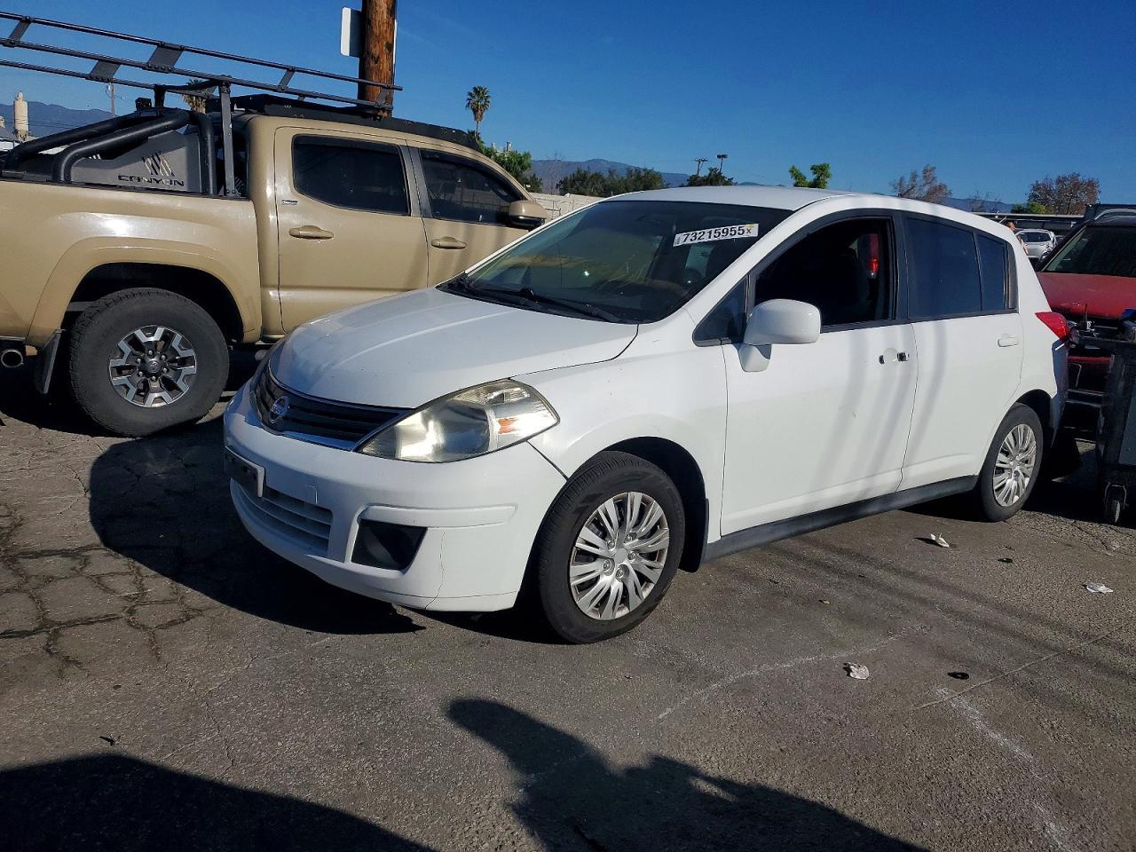 2011 NISSAN VERSA