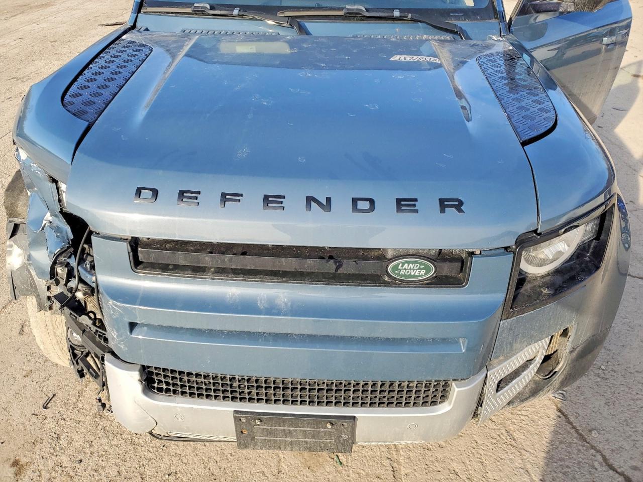 2020 LAND ROVER Defender