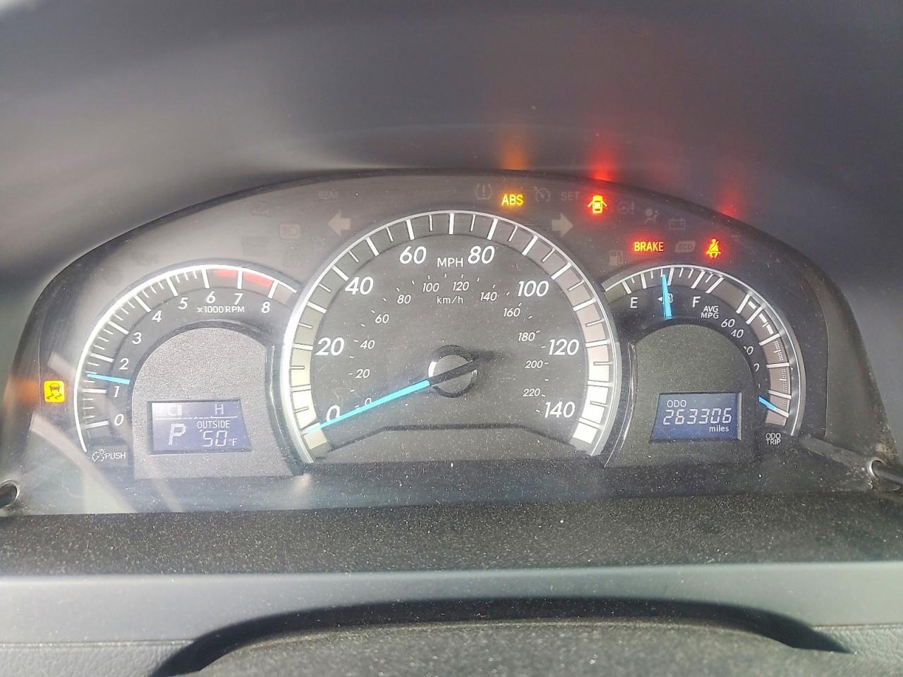 2014 TOYOTA CAMRY