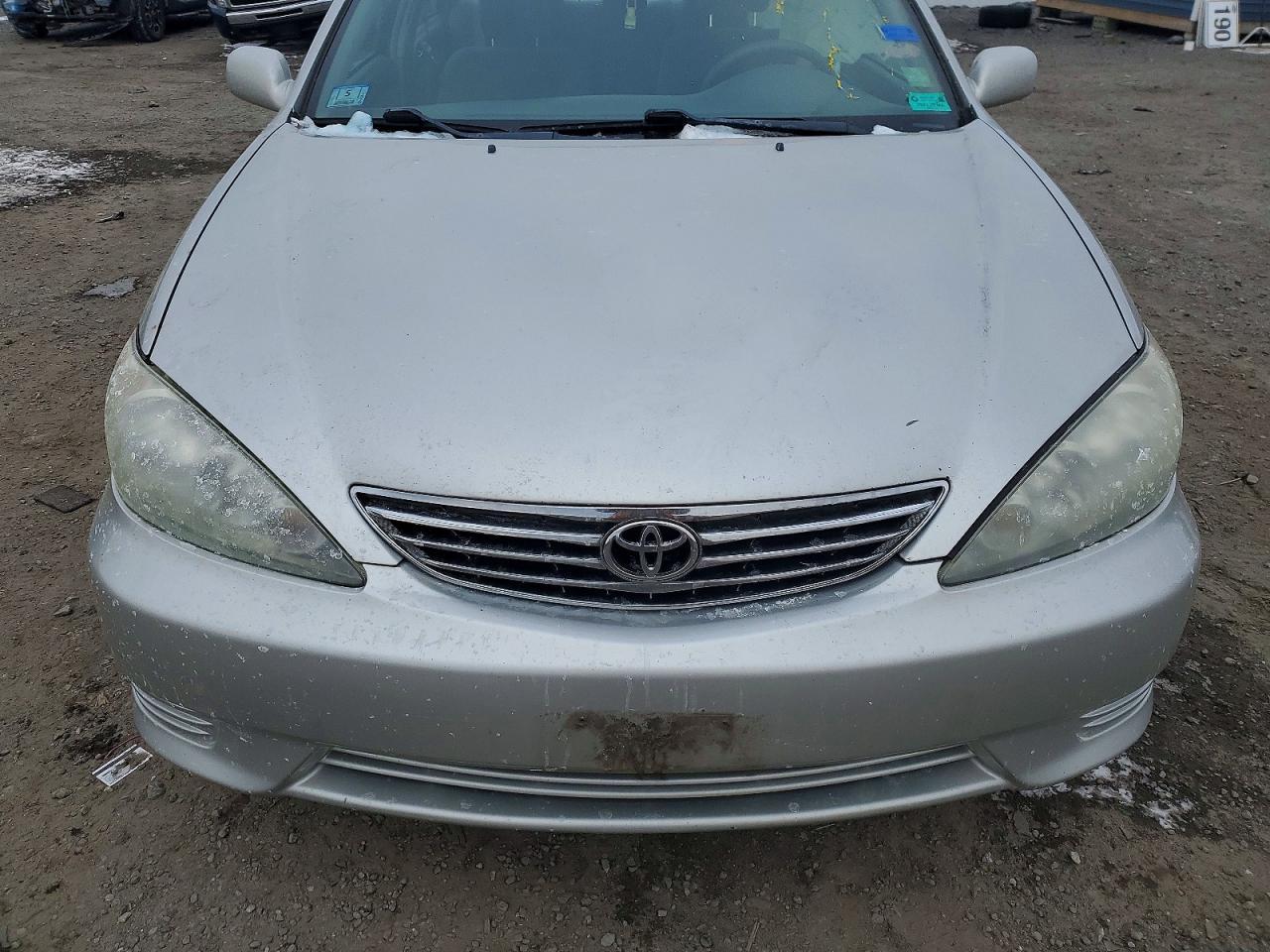 2005 TOYOTA CAMRY