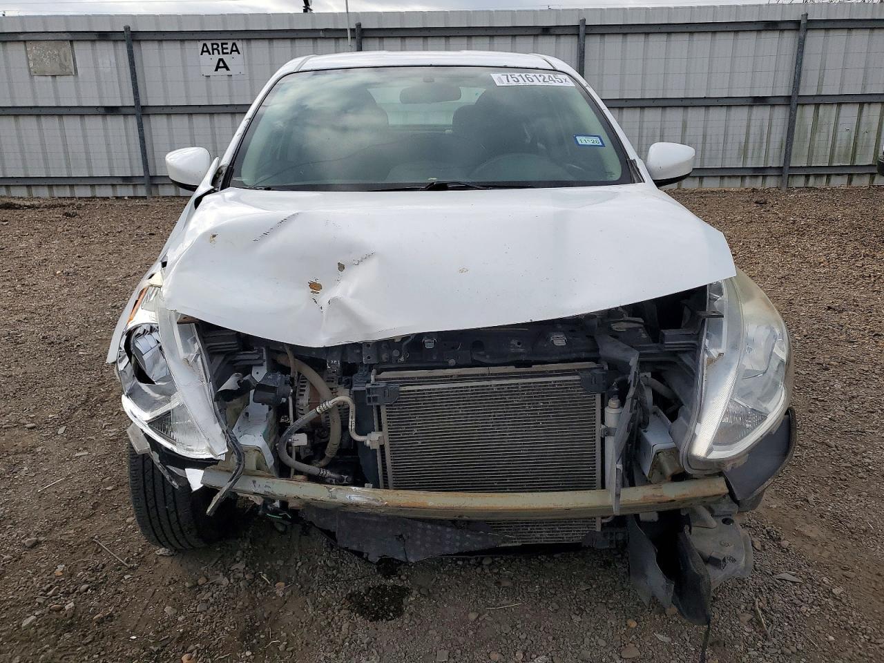 2018 NISSAN VERSA