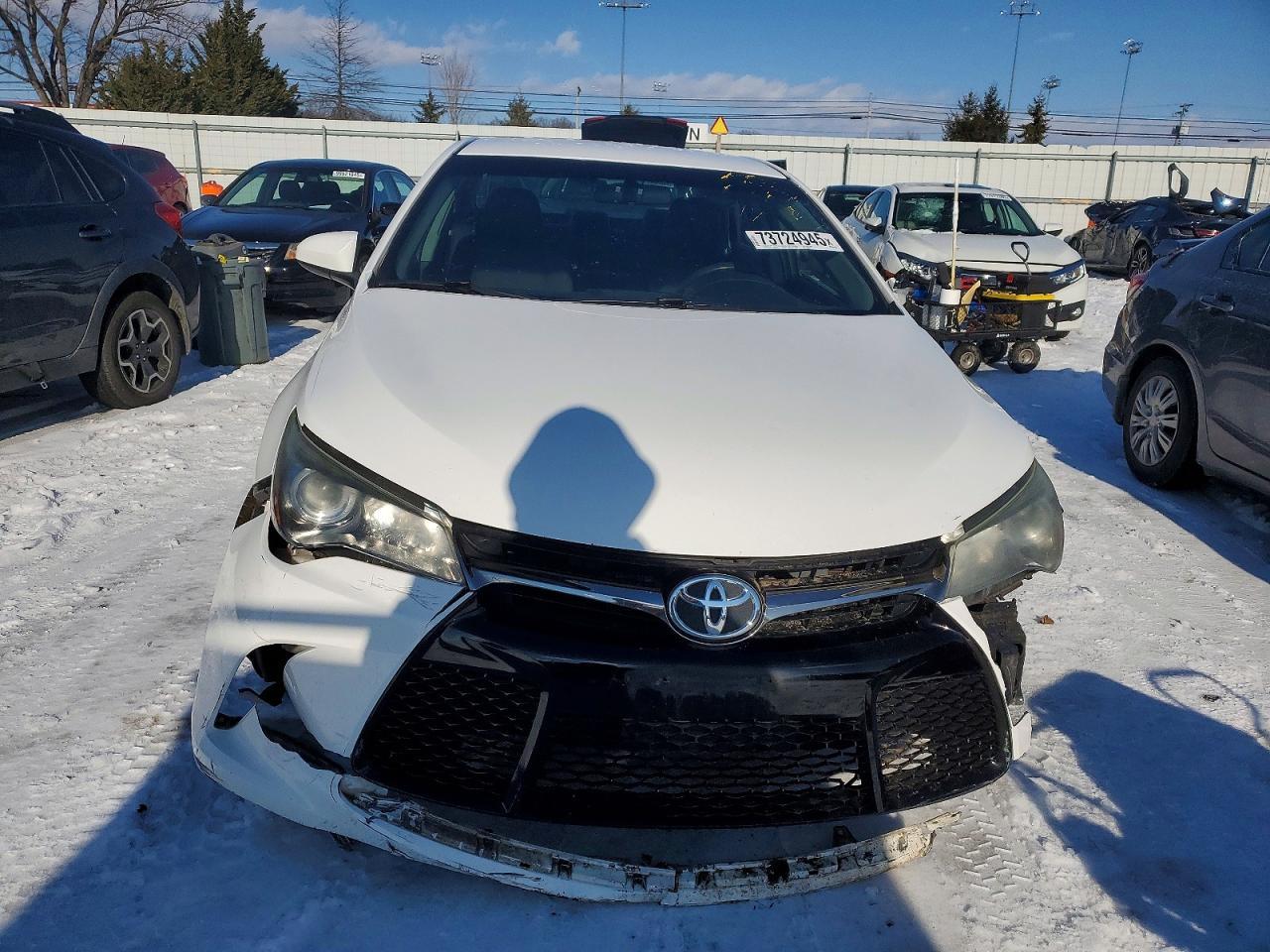 2016 TOYOTA CAMRY
