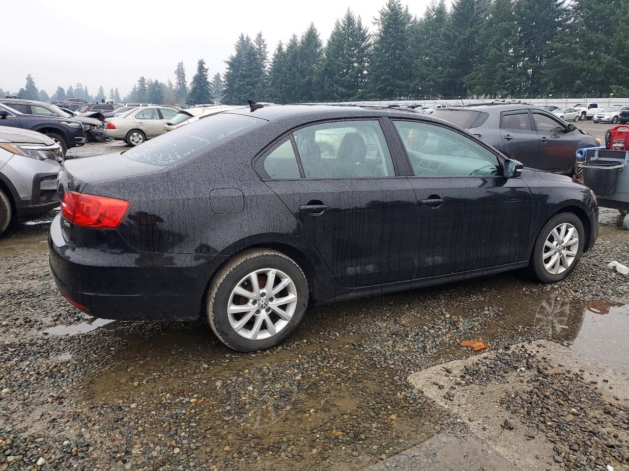2012 VOLKSWAGEN JETTA