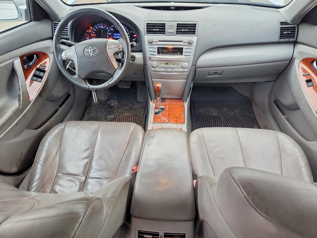 2010 TOYOTA CAMRY