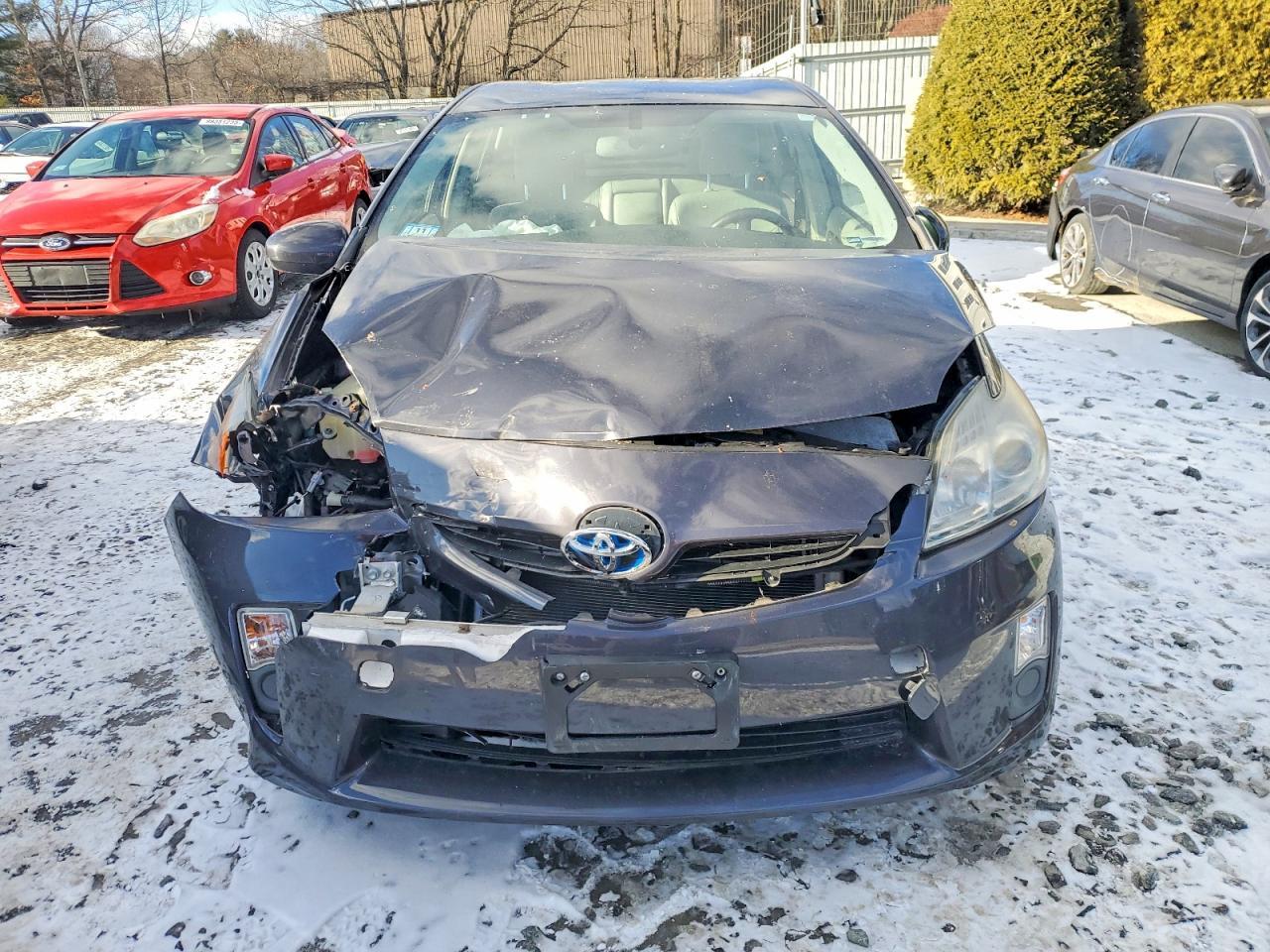 2011 TOYOTA PRIUS