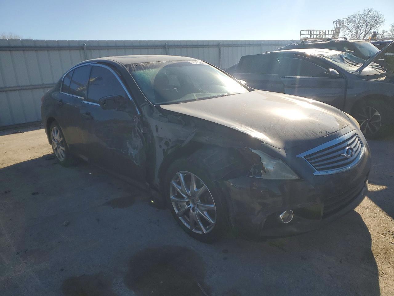 2012 INFINITI G37
