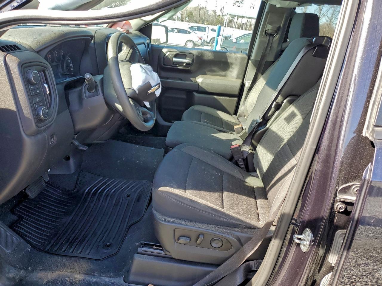 2023 CHEVROLET Silverado